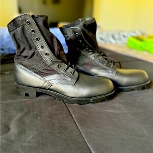 Rothco Men’s Boots Brand New, never worn. Size 12 Winter Boots